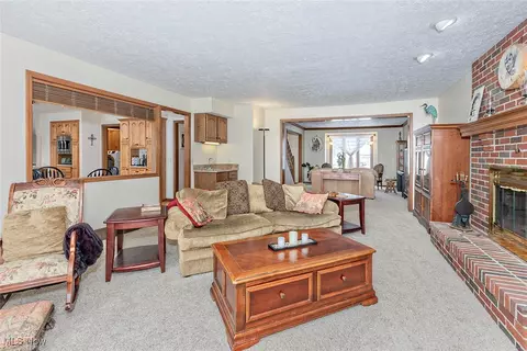 33346 Lisa Ln, Solon, OH 44139 photo 10