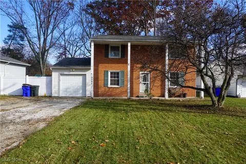 3790 Neville Dr, Kent, OH 44240