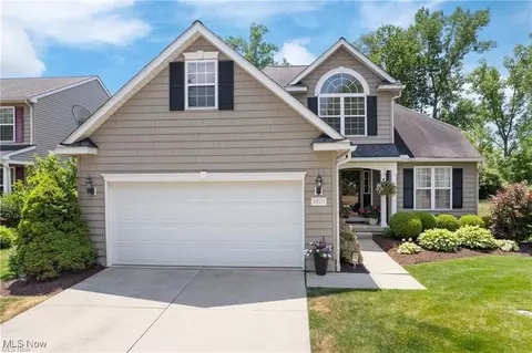39111 Princeton Cir, Avon, OH 44011