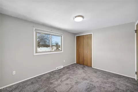 Bedroom - 2016 Coventry Dr, Parma, OH 44134 photo 11 of 11