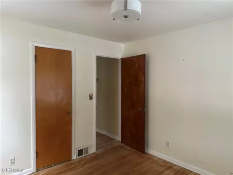 Bedroom - 363 E 324th St, Willowick, OH 44095 photo 3 of 6