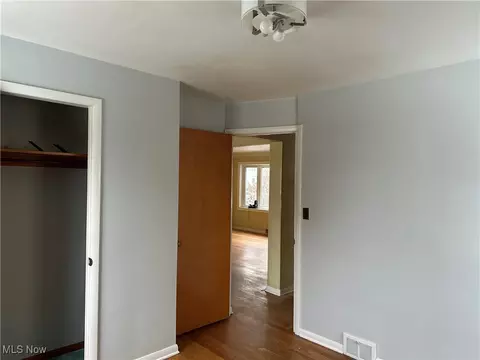 Bedroom - 363 E 324th St, Willowick, OH 44095 photo 4 of 6