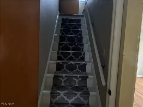 Entry Way - 363 E 324th St, Willowick, OH 44095 photo 1 of 1