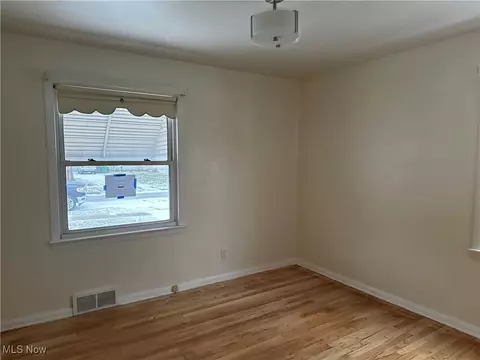 Bedroom - 363 E 324th St, Willowick, OH 44095 photo 2 of 6