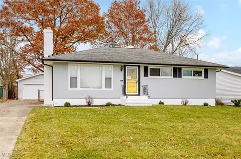 4461 Brookton Rd, Warrensville Heights, OH 44128