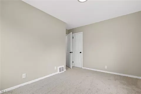 Bedroom - 24181 Devoe Ave, Euclid, OH 44123 photo 2 of 8