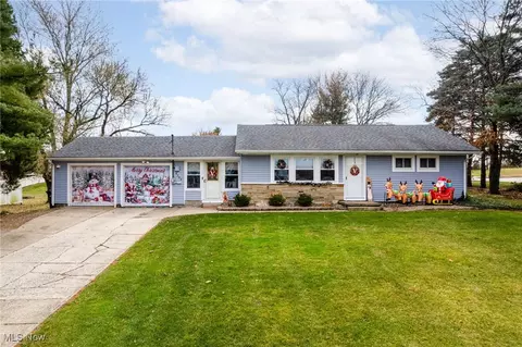 4262 Oxford Dr, Brunswick, OH 44212