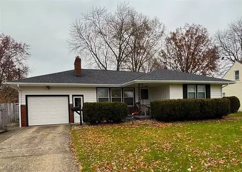 1830 Halbert Dr, Youngstown, OH 44514