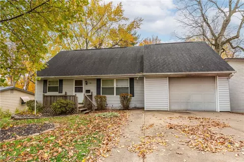 540 Carver St NW, Massillon, OH 44647