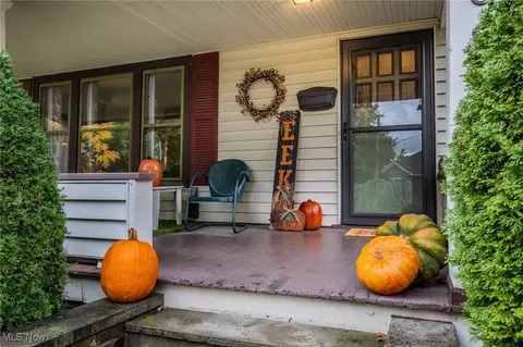 7468 Case Ave, Mentor, OH 44060 photo 3