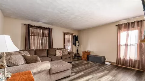 Living - 8755 Main St SE, Corning, OH 43730 photo 2 of 3