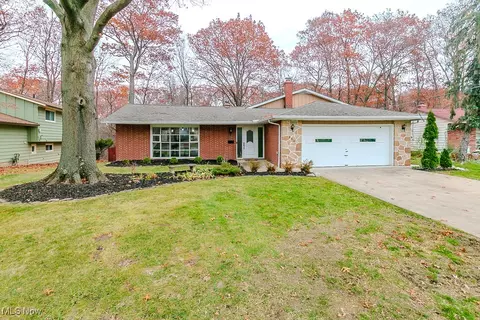 363 Balmoral Dr, Richmond Heights, OH 44143
