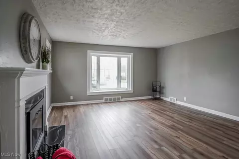 3031 26th St NW, Canton, OH 44708 photo 5