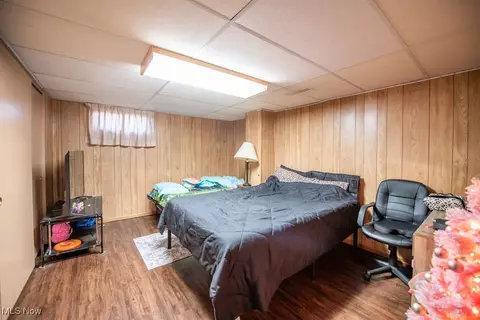Bedroom - 827 E 4th St, Dover, OH 44622 photo 7 of 7