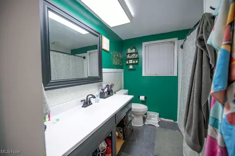 Bath - 827 E 4th St, Dover, OH 44622 photo 1 of 3