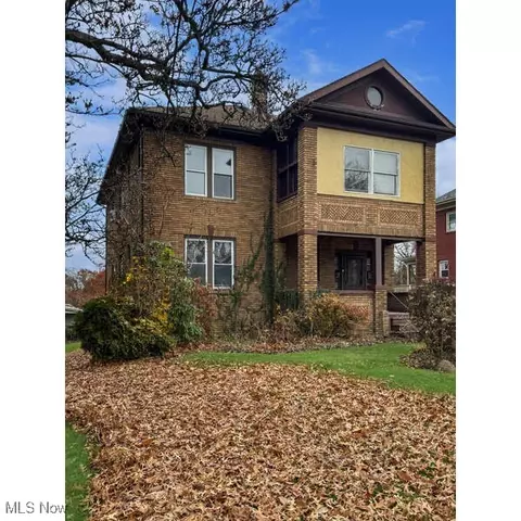 760 Woodlawn Rd, Steubenville, OH 43952