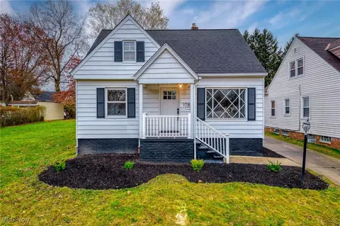 17806 Maple Heights Blvd, Maple Heights, OH 44137