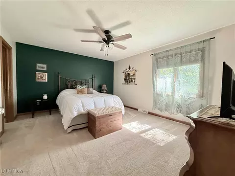 Bedroom - 1260 Boardman Canfield Rd, Boardman, OH 44512 photo 1 of 3