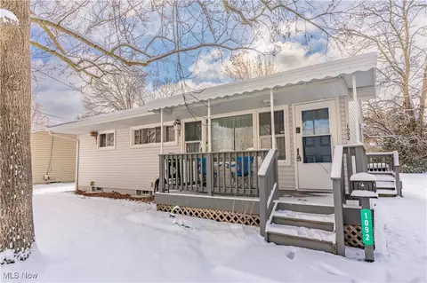1092 Sutherland Ave, Akron, OH 44314