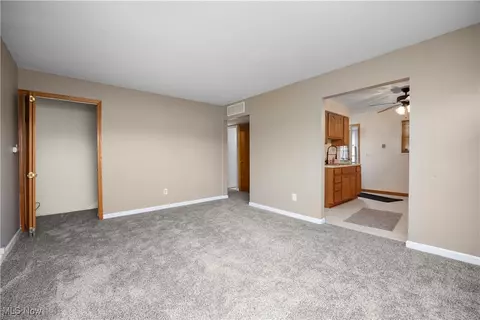 167 Clinton Ave, Elyria, OH 44035 photo 14