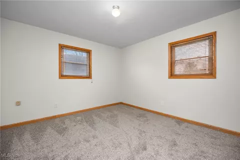 167 Clinton Ave, Elyria, OH 44035 photo 15