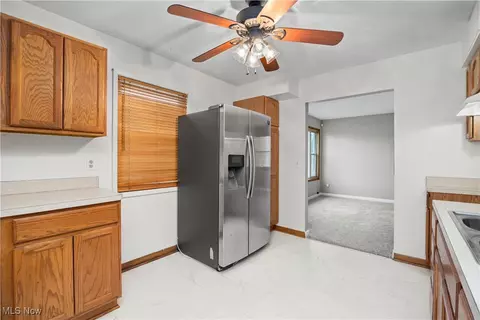 167 Clinton Ave, Elyria, OH 44035 photo 5