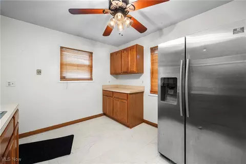 167 Clinton Ave, Elyria, OH 44035 photo 6
