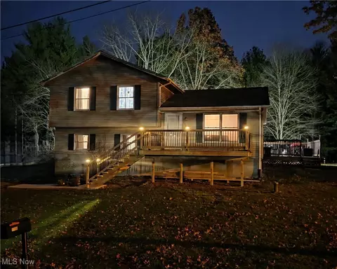 1100 Fawn Rd SW, Dellroy, OH 44620