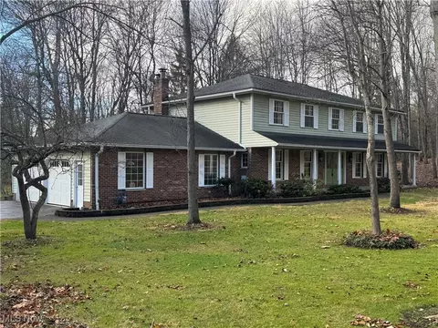 14280 Sweetbriar Ln, Novelty, OH 44072