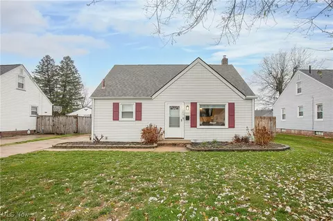 1227 Ellwood Ave SW, Canton, OH 44710