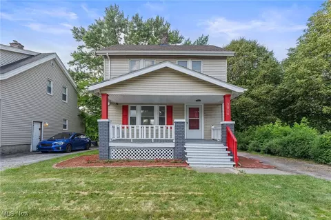 3814 E 151st St, Cleveland, OH 44128
