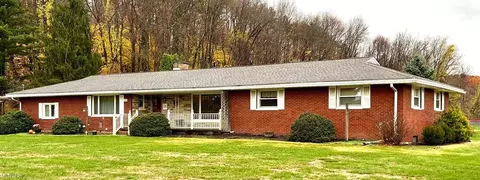 729 Lynnwood Dr, Minerva, OH 44657