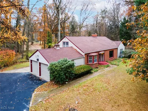 5025 Lockwood Blvd, Youngstown, OH 44511