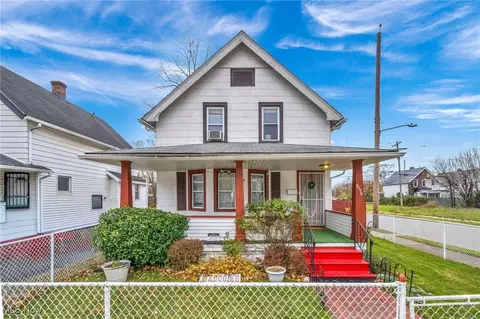3576 E 104th St, Cleveland, OH 44105