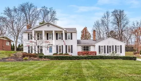 645 Fairwood Dr, Tallmadge, OH 44278