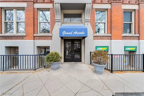408 W Saint Clair Ave #505, Cleveland, OH 44113