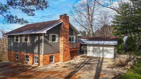 240 Woodland Acres Rd, Marietta, OH 45750