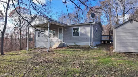 48457 State Route 556, Beallsville, OH 43716