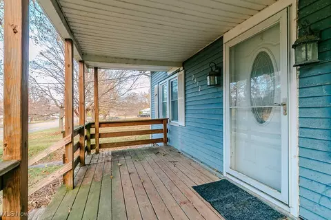 2572 W Center St, Ashtabula, OH 44004 photo 3