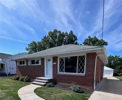 970 Bryn Mawr Ave, Wickliffe, OH 44092