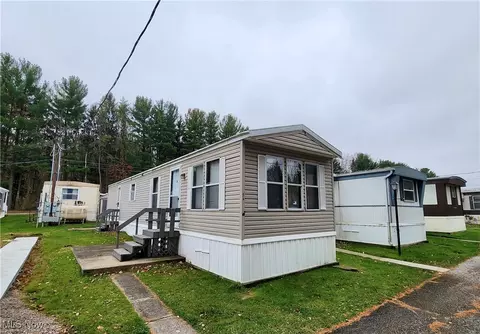 9735 Chillicothe Rd #54, Kirtland, OH 44094