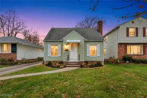 1176 Irene Rd, Lyndhurst, OH 44124