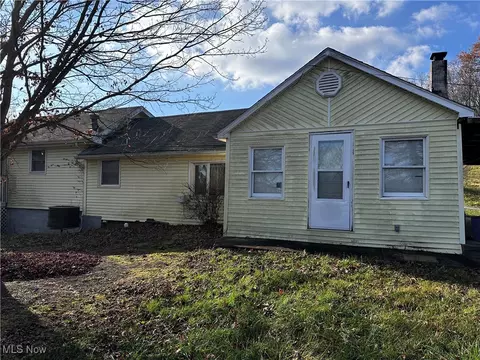 52167 Marietta Rd, Cumberland, OH 43732