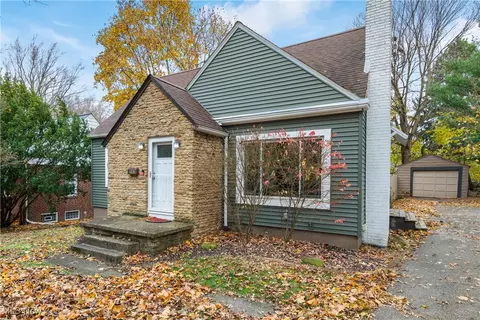 157 Ansel Ave, Akron, OH 44312