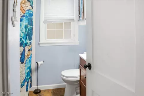 Bath - 227 Shields Rd, Boardman, OH 44512 photo 1 of 2