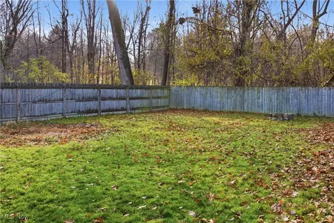 Exterior - 227 Shields Rd, Boardman, OH 44512 photo 4 of 4