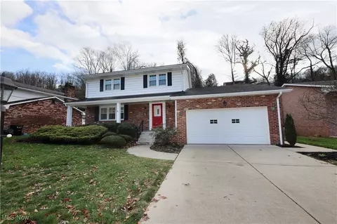 109 Sherry Ct, Weirton, WV 26062