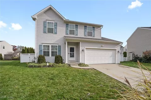 577 Eastglen Cir, Tallmadge, OH 44278