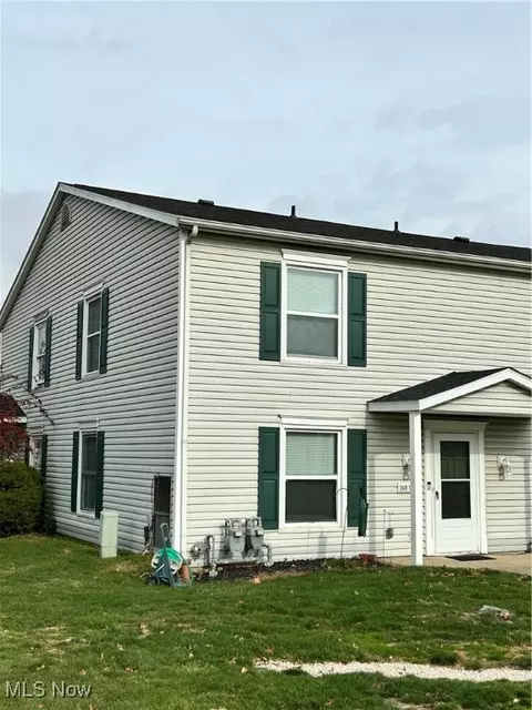 140 Ivy Hill Ln #C4, Medina, OH 44256
