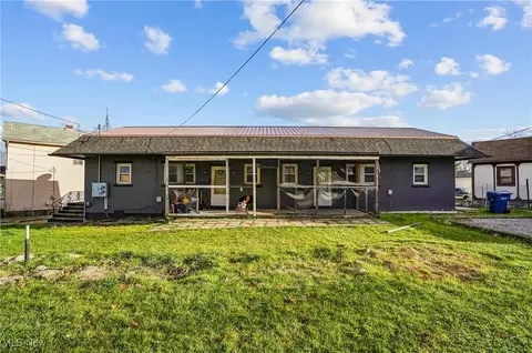 1017 Broadway St, Masury, OH 44438